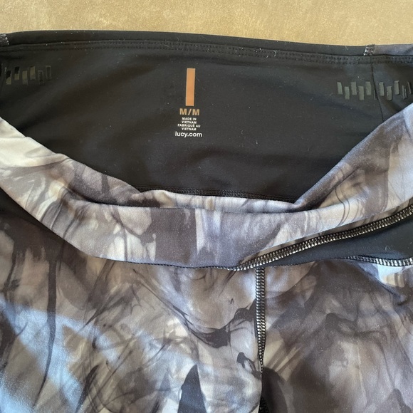 Lucy Leggings - Picture 3 of 14